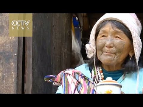 A glimpse at face-tattooed Derung people in SW China’s Yunnan Province